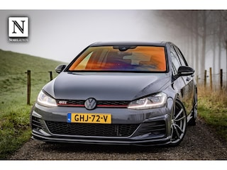 Volkswagen Golf 2.0 TSI GTI TCR