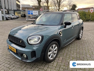 Mini Countryman 1.5 Cooper S E ALL4 | Panoramadak | Zomer en winterset | Head Up Display | Climate Control | ACC | PDC V+A |