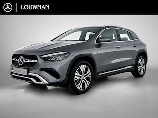 Mercedes-Benz GLA 250 e Business Solution Luxury | Trekhaak | GUARD 360 ° Vehicle protection Plus | Stoelverwarming | EASY PACK achterklep | Sfeerverlichting | Keyless-Go comfortpakket |