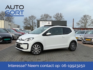 Volkswagen Up 1.0 TSI 90pk BMT sound up! | Panodak | Bluetooth | Dealer onderhouden