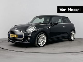 Mini Cooper 1.5 Business |  Panoramadak | Radio | Bluetooth | CruiseControl |