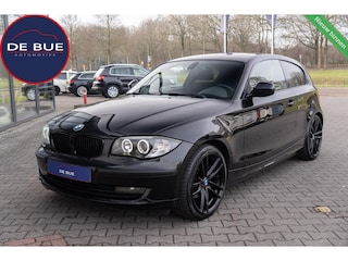 BMW 118i LCI M-Sport|Org NL NAP|2e Eig.|6 bak|Bi-Xenon|Trekhaak|Airco|Nieuwe Distributie|Volledig Onderhouden