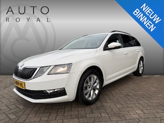 Skoda Octavia Combi 1.5 TSI Greentech Sport Business AUTOMAAT | | AFNEEMBARE TREKHAAK  | NAVIGATIE | SPORT STOELEN| KEYLESS ENTRY/GO| NAVIGATIE | LED KOPLAMPEN | AIRCO/ECC | CRUISE CONTROL |