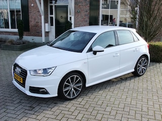 Audi A1 Sportback 1.0 TFSI Sport S line Edition , Pdc , Navi , Cruise control , Stoelverwarming enz.