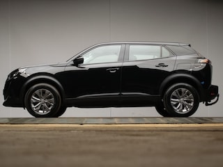 Peugeot 2008 1.2 PureTech Sport (APPLE CARPLAY,NAVI,CRUISE,LED,LANE ASSIST,DAB,SPORTSTOELEN,NIEUWE APK,NETTE STAAT)
