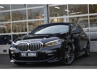 BMW 118i M-Sport Aut. Led Leder Camera CarPlay Pdc