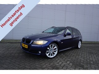 BMW 3-serie Touring 320d Efficient Dynamics Edition Luxury Line Airco / Navi / Cruise / Parkeers. / Trekhaak / Elektr. ramen / Lm velgen