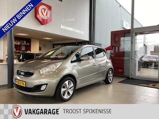 Kia Venga 1.4 CVVT World Cup Edition,Panoramadak,Navigatie,Achteruitrijcamera,Spraakbediening,Trekhaak,Climate&Cruisecontrol,Ipod Aux Usb Aansluiting,16 Inch Lmv