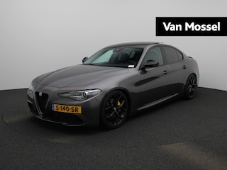 Alfa Romeo Giulia 2.0T B-Tech | Climate Control | Panoramadak | Stoelverwarming | Stuurverwarming | Lederen Bekleding | Achteruitrijcamera |Trekhaak |