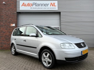 Volkswagen Touran 1.6-16V FSI Turijn! Clima! Cruise Control!