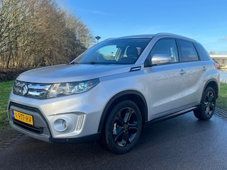 Suzuki Vitara 1.6 120pk Exclusive Automaat | Camera | Climate controle | Cruise controle | Lichtmetalen velgen | Stoelverwarming | Half lederen bekleding | Inklapbare spiegels