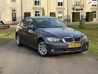 BMW 320i Dynamic Executive
