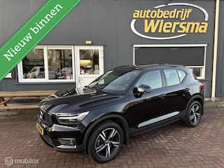 Volvo XC40 2.0 T4 R-Design Panorama dak, trekhaak, camera (190PK)