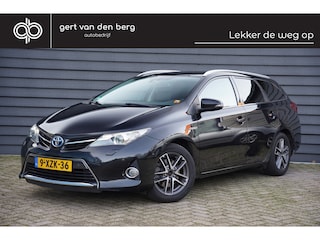 Toyota Auris Touring Sports 1.8 Hybrid Lease - PANODAK - CAMERA - NAVIGATIE - CLIMA - CRUISE -