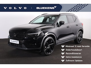 Volvo XC40 B3 Plus Black Edition - Panorama/schuifdak - IntelliSafe Assist & Surround - 360º Camera - Harman/Kardon audio - Verwarmde voorstoelen & stuur - Parkeersensoren voor & achter - Elektr. bedienb. voorstoelen met geheugen links - Draadloze tel. lader - Extra getint glas - 20' LMV