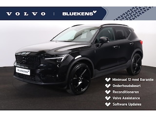 Volvo XC40 B3 Plus Black Edition - Panorama/schuifdak - IntelliSafe Assist & Surround - 360º Camera - Harman/Kardon audio - Verwarmde voorstoelen & stuur - Parkeersensoren voor & achter - Elektr. bedienb. voorstoelen met geheugen links - Draadloze tel. lader - Extra getint glas - Elektr. inklapbare trekhaak - 20' LMV