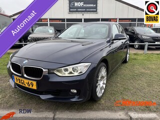 BMW 320i Executive AUTOMAAT/NAVIGATIE/18''LMV