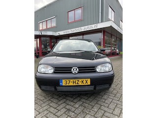 Volkswagen Golf 1.6-16V Trendline ned auto N.A.P trekhaak