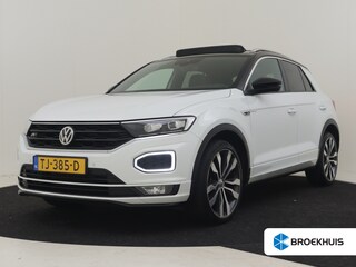 Volkswagen T-Roc 1.5 TSI Sport R-line 150pk/DSG/AUTO Panorama dak | Camera achter | Navigatie | App connect | Adaptief cruise control | Led koplampen | 18"LMV