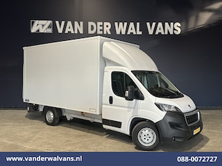 Peugeot Boxer 2.2 BlueHDi 141pk Bakwagen Laadklep Euro6 Airco | Camera | 985kg laadvermogen Bijrijdersbank