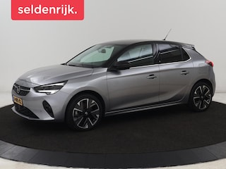 Opel Corsa Elegance 50 kWh | Stoelverwarming | Matrix LED | Camera | Carplay | Navigatie | Climate control | Cruise control | Stuurverwarming