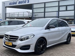 Mercedes-Benz B-klasse 180 Automaat Ambition Navigatie Trekhaak Camera Led Koplampen Leder 18 Inch AMG Velgen Parkeersensoren V+A Extra Getint Glas NL Auto