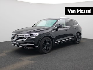 Volkswagen Touareg 3.0 TSI Hybrid | 380PK | Automaat | Plug-In | Trekhaak | Lederen Interieur | Elektrische Stoelen | Digital Cockpit | Dynaudio Geluidsysteem | Navigatie | Stoelverwarming |