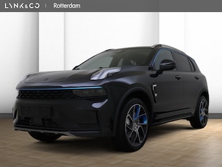 Lynk & Co 01 ZWARTE HEMEL | Rijklaar | Panoramadak | 360° Camera |