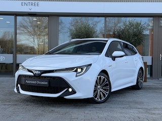 Toyota Corolla Touring Sports 2.0 Hybrid Dynamic | Trekhaak | Blindspot | PDC v/a