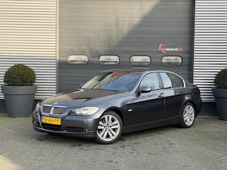 BMW 320i Dynamic Executive | Navigatie | Climate Control | Lichtmetalen Velgen | Trekhaak |