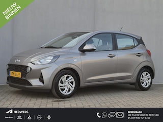 Hyundai i10 1.0 Comfort 5-zits Automaat / Dealer onderhouden / Fabrieksgarantie tot 03-2028 / Airco / Cruise control / Navigatie via Apple Carplay of Android Auto / Elektrische ramen voor / Lane assist /