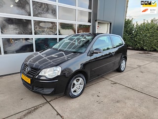 Volkswagen Polo 1.4-16V Optive