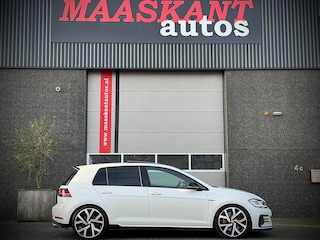 Volkswagen Golf 2.0 TSI GTI Performance / Virtual / Pano / Adaptive cruise / Dcc / Santiago / Dynaudio / JD STAGE 1!