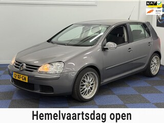Volkswagen Golf 1.6 FSI Optive 3 / AIRCO / LM VELGEN / RIJDT SCHAKELT GOED