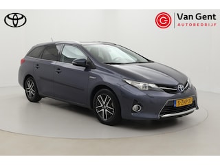 Toyota Auris Touring Sports 1.8 Hybrid Lease Plus | Volledige dealerhistorie | Panoramadak | Trekhaak | Navigatie | Stoelverwarming | Keyless | Parkeersensoren voor/achter | Bi-xenon | Clima | Cruise Control | 16 inch