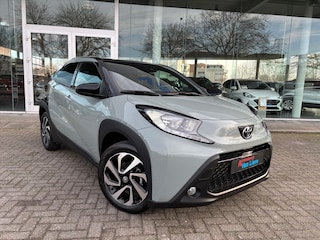 Toyota Aygo 1.0 VVT-i MT 72pk Pulse|Bi Tone Stoelverwarming|Carplay|Camera| Rijklaarprijs incl garantie
