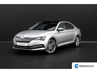 Skoda Superb 1.4 TSI 218 PK iV Laurin & Klement Panoramadak | Trekhaak | Dodehoekdetectie | Adaptive cruise control | Keyless