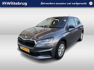 Skoda Fabia 1.0 TSI Ambition /GARANTIE TM 04-2027/ CRUISE/ DAB/ NAVI/ SMARTLINK/ PARK. SENSOREN/ AIRCO/ 15"LMV/ AUTOM. VERLICHTING