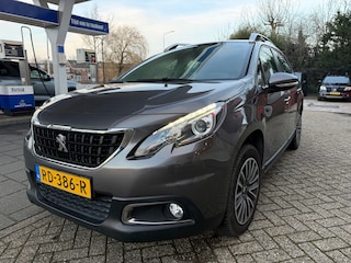 Peugeot 2008 1.2 PureTech Blue Lion / Parkeersensoren / Automaat / Airco / Bluetooth