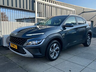 Hyundai Kona 1.6 GDI 141pk HEV Comfort Smart | Climate controle | Trekhaak | Cruise controle | Carplay | Navigatie | Parkeersensoren | Camera | Stoelverwarming