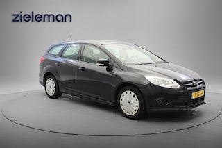 Ford Focus Wagon 1.6 TDCI ECOnetic - Airco, Cruise, Trekhaak