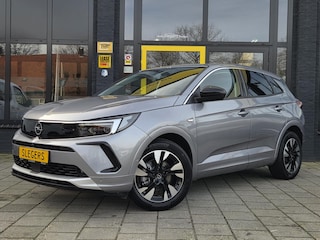 Opel Grandland 1.2 Turbo Elegance | Park. Camera | Park. Sensoren Achter | Botswaarschuw. | Apple Carplay | Android Auto