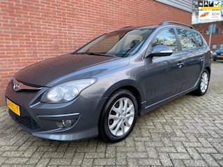 Hyundai i30 CW 1.6i i-Motion Automaat Trekhaak Airco Cruisecontrol