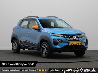 Dacia Spring Comfort Plus 27 kWh | Achteruitrijcamera | Lederen Bekleding | Apple Carplay & Android Auto | Navigatie |