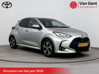 Toyota Yaris 1.5 Hybrid 115 Dynamic | Navigatie | Dodehoek detectie | Parkeersensoren voor/achter | Stoel-/stuurverwarming | Adaptive Cruise | Clima | Keyless | Camera | 16 inch