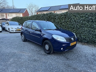 Dacia Sandero 1.2 | Trekhaak | Radio / CD | Nieuwe APK!