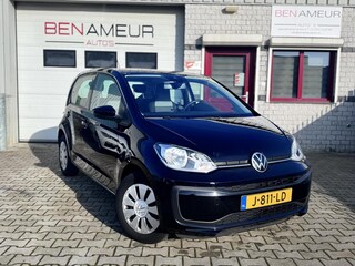 Volkswagen Up 1.0