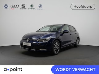 Volkswagen Golf 1.0 eTSI Life Active 110 pk Automaat (DSG) | Navigatie | Parkeersensoren (Park assist) | Achteruitrijcamera | Stoelverwarming | Autom. airco (3 zones) |
