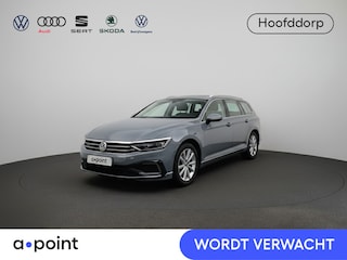Volkswagen Passat 1.4 TSI PHEV GTE Business 218 pk Automaat (DSG) | Navigatie | Panoramadak | Parkeersensoren (Park assist) | Rondomzicht camera | Stoelverwarming v/a |