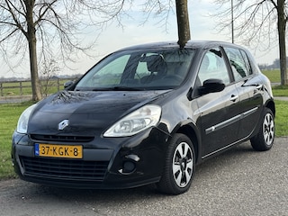 Renault Clio 1.2 Expression 5 deurs * NAP * nl auto